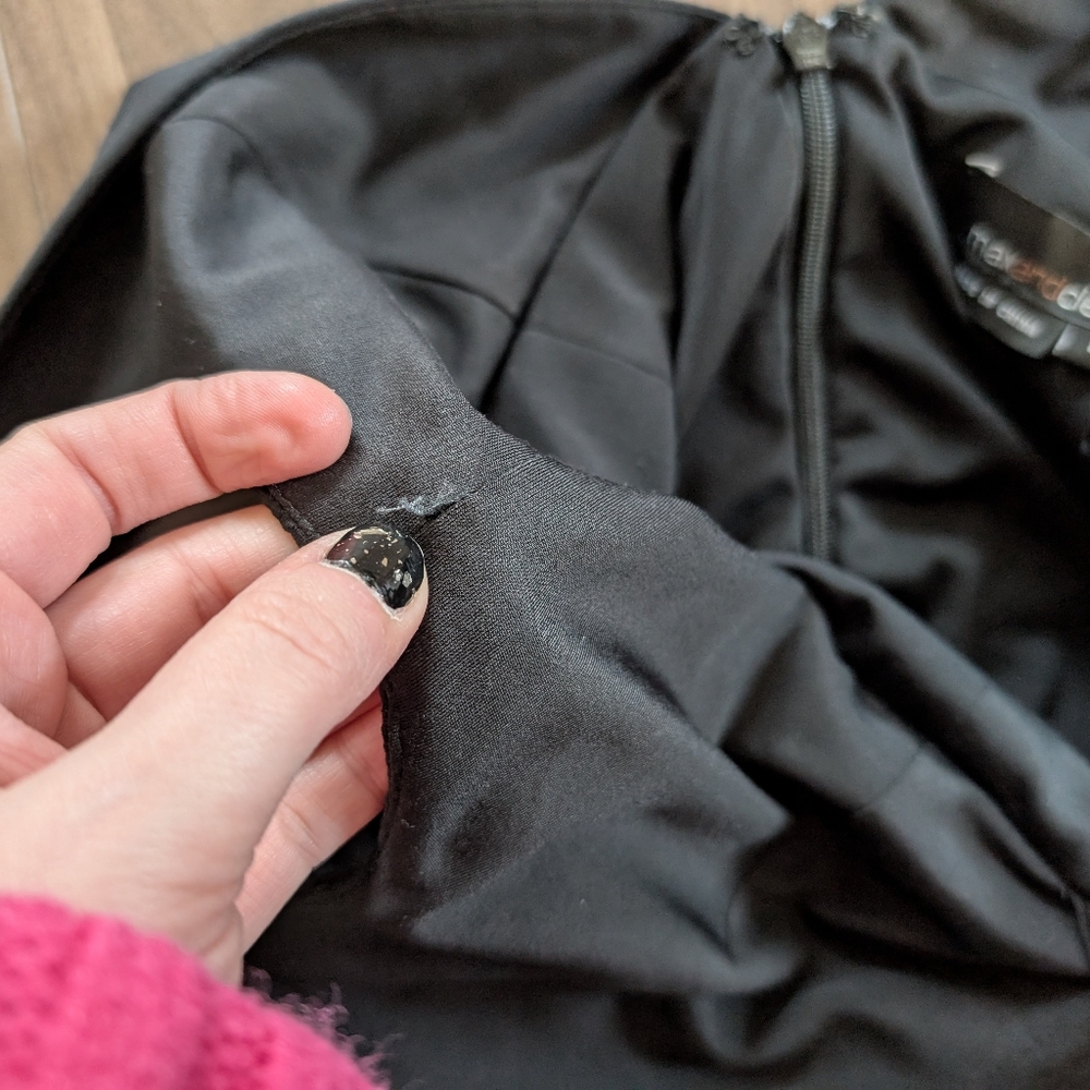 Max & Cleo Black Cocktail Party Dress w/ Crinoline - Size 2 - Picture 5 of 7